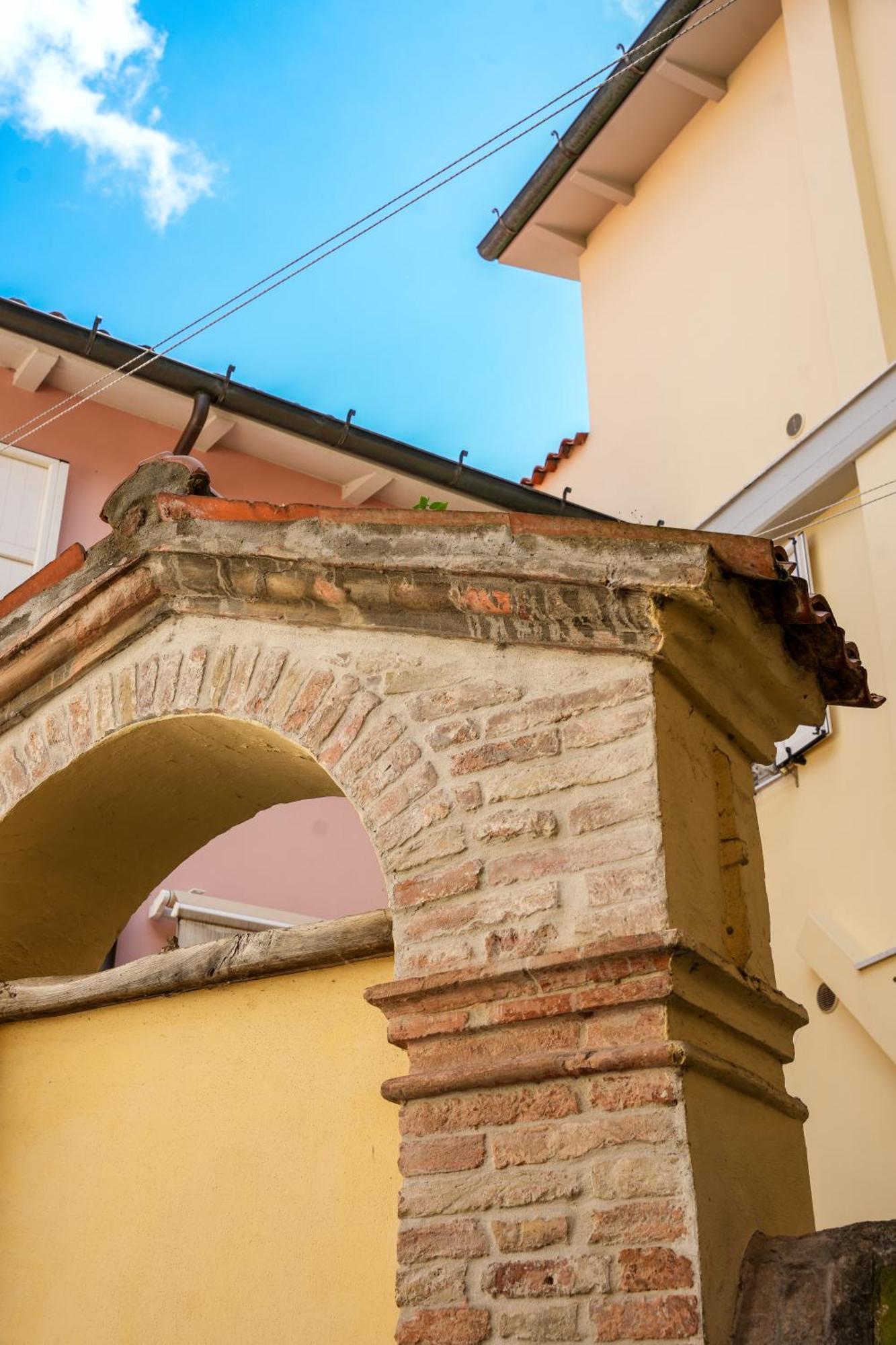 Appartamento L’Λᄂᄂөggiө Di Kλmλ' Cesena Esterno foto